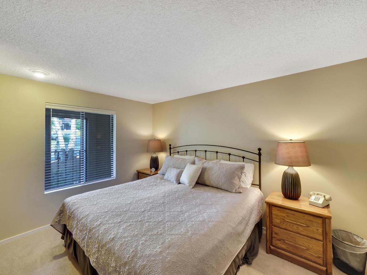228 Edgewater Inn Charlevoix Ngoại thất bức ảnh
